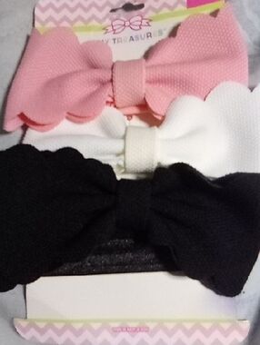 4/$20 NWT Tiny Treasures, Set of 3 Baby Headwraps Pink, White & Black Bows